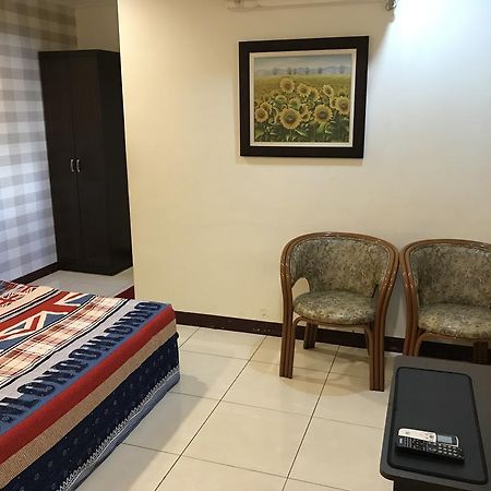 Hefeng Ting Homestay Heng-ch'un Екстериор снимка