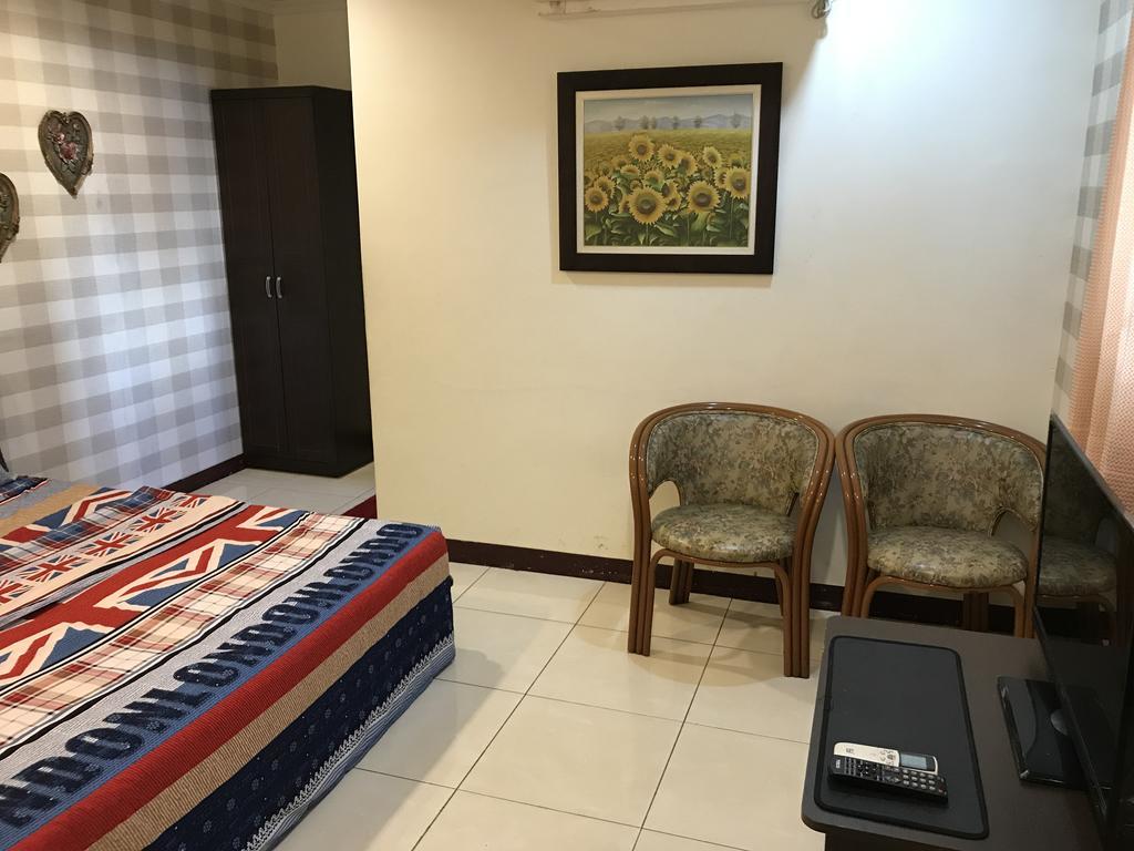 Hefeng Ting Homestay Heng-ch'un Екстериор снимка