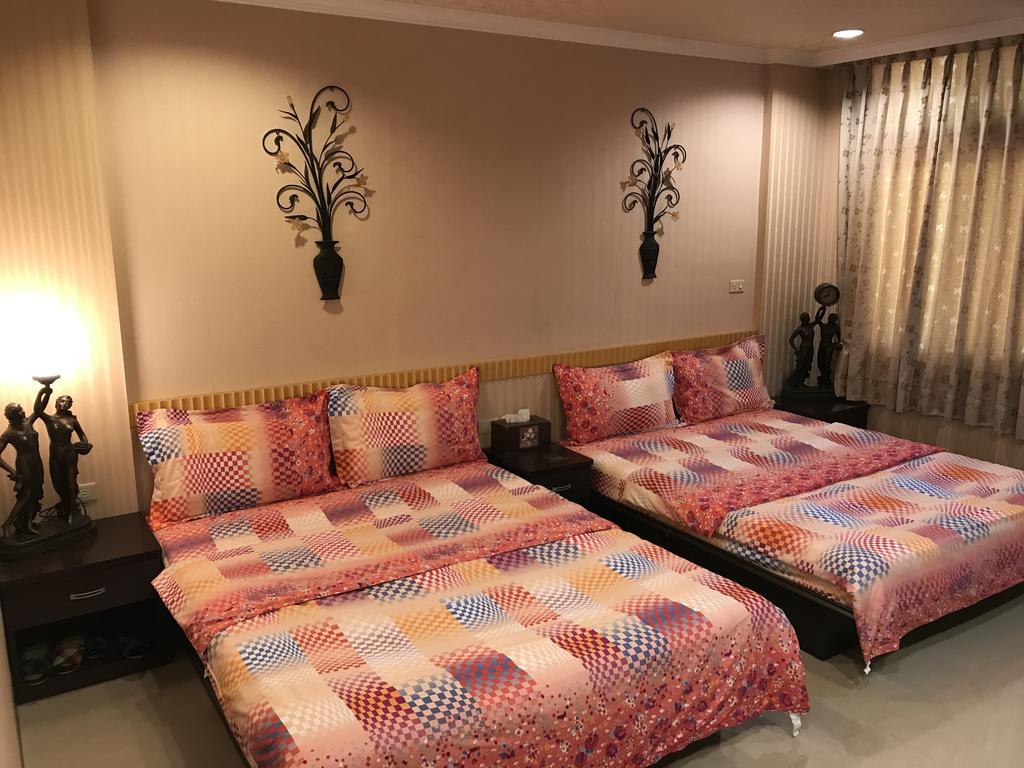 Hefeng Ting Homestay Heng-ch'un Екстериор снимка